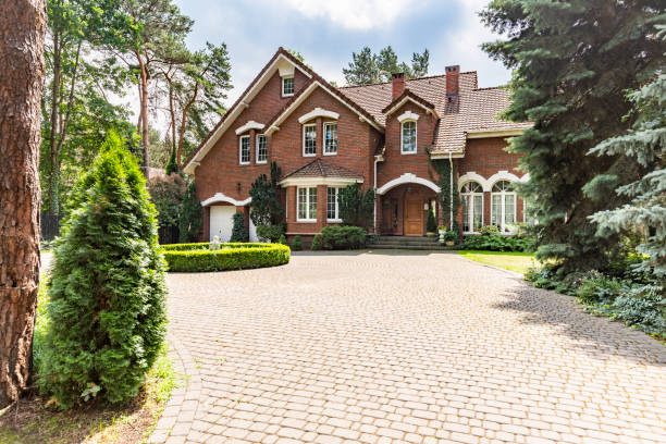 Best Professional Driveway Pavers  in University, MS